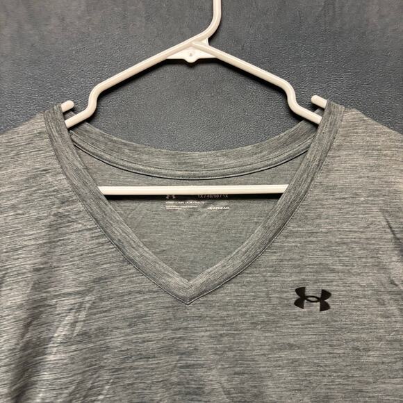 Under Armour HeatGear Gray V-Neck Tee 1X Plus Size Activewear Shirt Gorpcore Gym - Picture 3 of 11